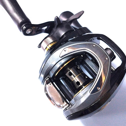 DAIWA CR80 Fishing Reels 6.8/7.5 Gear Ratio Max Drag 7kg Baitcasting Fishing Reel Pesca Max Drag 7kg Low Profile Fishing Reels