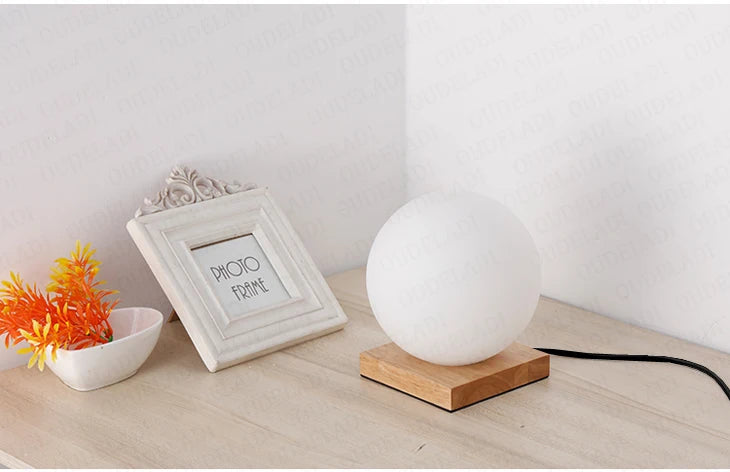 Simple glass ball table lamp LED living room study Home Decor lighting Wooden Small Round Desk Lamp bedroom bedside Night light