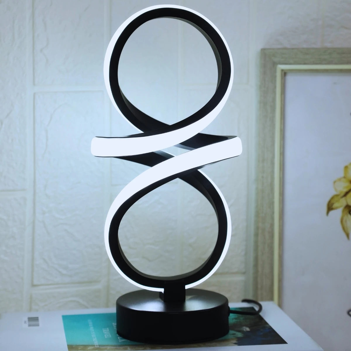 LED table lamp - dimmable bedside reading light, artistic decoration, suitable for bedrooms, study rooms, and living rooms